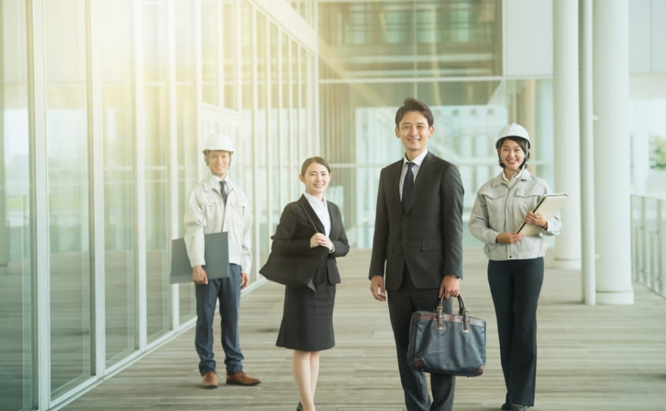 24時間365日を支える人々